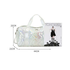 Sac de voyage de luxe à imprimé étoiles irisées, sac de sport léger en velours côtelé, sac de fitness, fermeture éclair, poignées blanches, personnalisable - Product Image 6