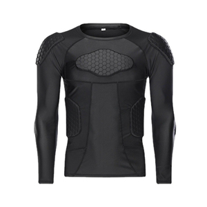 Chemise rembourrée durable, protection compressive, vêtements d'entraînement athlétique, vente en gros de chemises de compression pour le football américain - Product Image 1