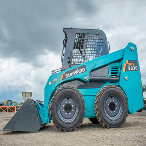 Chargeuse compacte sur pneus Sunward haute puissance avec moteur Kubota diesel, équipement de construction compact - Product Image 5