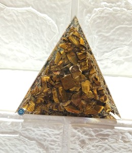 Crystal Orgone Pyramid With Eye Of Horus Design Handmade Decorative Piece For Home Display for Black Magic Protection <b>Orgonite</b> - Product Image 3