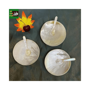 Assiette de luxe exclusive en nacre naturelle de haute qualité, faite à la main, pour caviar – Fabricant de vaisselle haut de gamme en coquillages - Product Image 2