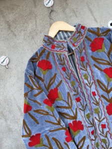 เสื้อแจ็คเก็ตบอมเบอร์ปักลายกำมะหยี่แบบถักนิตติ้ง ผ้าควิลท์แบบกลับด้านได้ ลายซูซานี ผ้าฝ้าย แขนยาว สไตล์วินเทจ ฮิปปี้ สำหรับฤดูใบไม้ร่วงและฤดูหนาว - Product Image 2