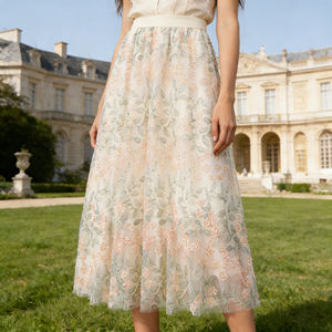 Vente flash sur la jupe midi à imprimé floral tendance Temu pour femmes, jupe taille haute à silhouette évasée pour la garde-robe printemps-été - Product Image 4