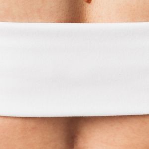 สปอร์ตบราสำหรับผู้หญิงสีขาว บราออกกำลังกายแบบยืดได้ ใส่สบาย เหมาะสำหรับยิม โยคะ วิ่ง ออกกำลังกาย และชุดกีฬา - Product Image 6