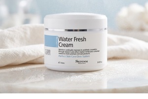 [OEM/ODM] Crema Hidratante Water Fresh de 250 ml para Todo Tipo de Piel, Fórmula con Ácido Hialurónico, Fragancia Fresca - Product Image 5