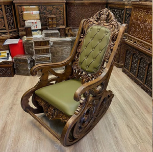 Fauteuil à bascule en bois sculpté orné d'un cadre latéral traditionnel en forme de roue de chariot, disponible à prix de gros. - Product Image 6