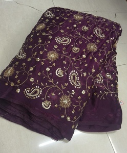 Tissu en soie de qualité supérieure pour la vente en gros, broderie artisanale de luxe, matériau de créateur pour saris indiens élégants et costumes de boutique - Product Image 5