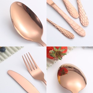Juego de cubiertos de acero inoxidable de 5 piezas, tenedor, cuchara y cuchillo pulidos en dorado, plateado, negro, arcoíris, rosa, duradero, resistente a la decoloración, libre de BPA. - Product Image 3