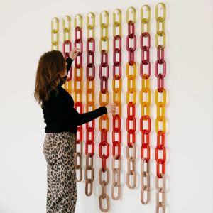 Chaîne de maillons en résine fabriquée à la main, 6 couleurs différentes, accents muraux décoratifs, décoration suspendue artisanale pour la maison - Product Image 1