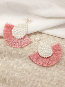 Boucles d'oreilles pendantes en perles de rocaille au design ethnique, faites à la main avec motif personnalisé - Product Image 5
