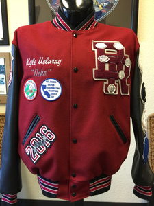 Fabrication OEM, logo personnalisé, veste varsity unie, manches en cuir, chaîne, broderie chenille, veste varsity vintage, veste varsity à lettres - Product Image 5