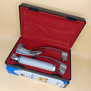 Laringoscopio Macintosh de Fibra Óptica, Juego de 3 Hojas 2-3-4, Mango para Adultos, Calidad Premium, Empaquetado en Blíster, CE Clase I ISO 13485 - Product Image 3