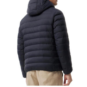 Veste d'hiver pour homme sur mesure en gros, veste matelassée en polyester recyclé, directement de l'usine, prête à être expédiée aux États-Unis - Product Image 4