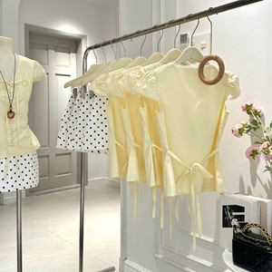 Ensemble haut à manches bouffantes et mini-jupe à pois de style coréen pour femmes, tenue estivale mignonne en deux pièces - Product Image 4