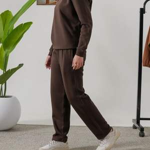 Conjunto de Sudadera y Pantalón Deportivo Extra Grande para Mujer, Color Marrón, de Algodón y Felpa, Dos Piezas, Ropa Deportiva Informal, Venta al Por Mayor, Logotipo Personalizado OEM - Product Image 2