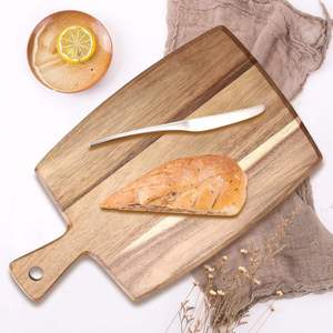 Planche à découper en bois d'olivier de haute qualité, planche à découper en bois naturel de style rustique pour la viande, les fruits, le fromage - Product Image 1