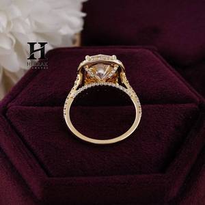 Luxury 2CT <b>Cushion</b> Cut Lab Grown Green <b>Cushion</b> Engagement Ring 14K Yellow Gold Diamond Halo Bridal Ring for Women Wholesale - Product Image 3