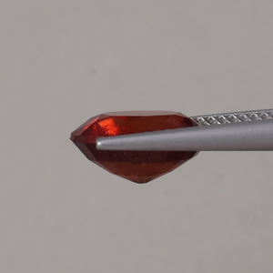 Hessonite rouge naturelle en vrac, 4,98 carats, taille 11,5x10mm, vente en gros |   Cire/huile de qualité supérieure certifiée IGI pour la fabrication de bijoux - Product Image 2