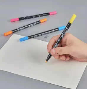 12 색 듀얼 팁 수채화 펜 아트 마커 색칠하기 책을위한 어린이와 성인을위한 고급 팁 및 총알 팁 세트 아트 세트