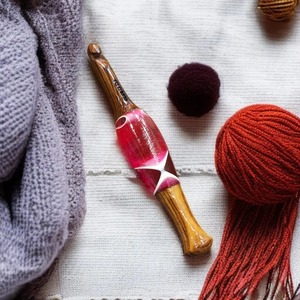<b>Crochet</b> <b>Hooks</b> Ergonomic Resin with Oil Free Wood Smooth and Strain Free Design Anti Sticky Polish Durable Packing Wood <b>Crochet</b> - Product Image 1