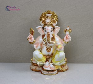 Figura de Resina Hecha a Mano del Dios Ganesha de Nirmala Handicrafts, Decoración Religiosa Tradicional para Mesa, Hogar, Templo, Diwali, Inauguración de Casa - Product Image 3