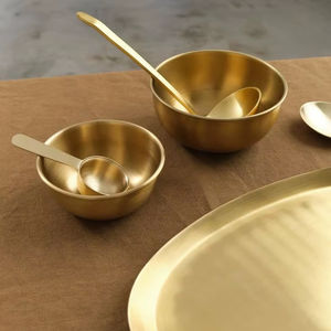 Tazón de Aluminio Pulido Multiusos para Servir Frutas, Ensaladas y Aperitivos, para Uso en la Cocina del Hogar Moderno - Product Image 1