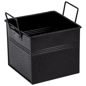 Enfriadores de cerveza de cubo de vino martillado cuadrado negro personalizable o bañera de hielo de fiesta interior/exterior hecha de hierro de estaño de metal - Product Image 1