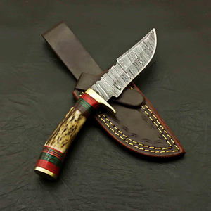 Couteau de chasse artisanal en acier de Damas, lame fixe en acier à motif forgé sur mesure, manche intégral, pour le camping, la survie en extérieur et le bushcraft - Product Image 6