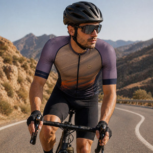 Maillot de cyclisme personnalisé de luxe OEM haute performance, sublimé, coupe aérodynamique, avec empiècements en mesh et poches arrière - Product Image 6