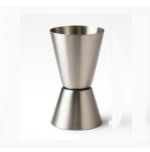 Jigger à cocktail en acier inoxydable 30 ml avec mesure graduée pour équipement de bar, idéal pour les bars professionnels et la maison - Product Image 3