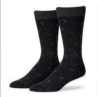 Vente en gros de chaussettes en coton personnalisées pour hommes et femmes, nouvelle mode, couleur unie, chaussettes de sport