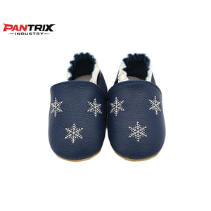 Chaussures en cuir pour bébé, premières chaussures pour marcher, semelle souple, confortables, respirantes, élégantes, chaussures pour tout-petits, fabrication de haute qualité - Product Image 5