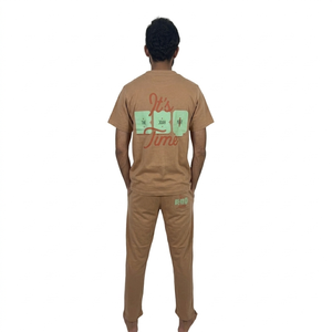 Conjunto informal de dos piezas para hombre con estampado de hip hop, camiseta de manga corta con cuello redondo y conjunto de camiseta y pantalón con cordón ajustable. - Product Image 5