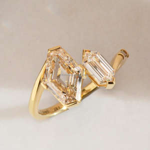 Anillo de Compromiso/Boda de Diamantes de Oro Amarillo de 14K Estilo Vintage para Mujer, Corte Hexagonal, Diamante Cultivado en Laboratorio, Clásico, Certificado por IGI - Product Image 3