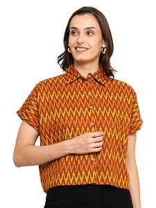 Camisa de algodón extragrande para mujer, moderna, multicolor, con estampado en zigzag, diseñada con cuello de camisa y mangas cortas para uso casual. - Product Image 2