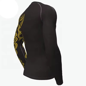 Vente en gros de rashguards à manches longues pour hommes, vêtements de compression pour la gym et le fitness, rashguards à manches longues pour hommes OEM, vêtements de sport à séchage rapide - Product Image 3