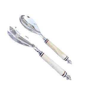 Ensemble de couverts de haute qualité en acier inoxydable, cuillère et couteau, finition miroir durable, design moderne, manche en bois - Product Image 1