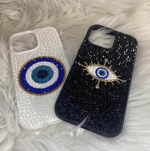 Carteras de mano y fundas para teléfono de diseño, talladas a mano y con adornos de plata y oro, para mujer, con borlas de pelo de piel y pintura hecha a mano, únicas y directas. - Product Image 4