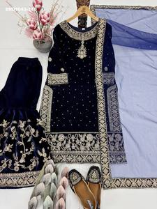 Colección Premium 9000: Conjunto de traje largo Sharara de terciopelo con lentejuelas y remaches, hecho a mano. Colección de exportación india. - Product Image 6