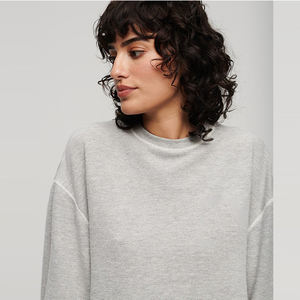 Sweat-shirt pour femme en molleton bouclette épais de haute qualité, coupe décontractée, chaud et confortable, style streetwear, idéal pour l'hiver, vente en gros, produit phare - Product Image 4