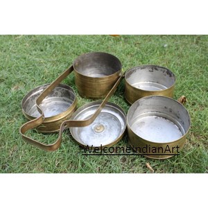 Boîte de Rangement Décorative Vintage en Laiton Ancienne Collection Tiffin Ancienne - Product Image 3