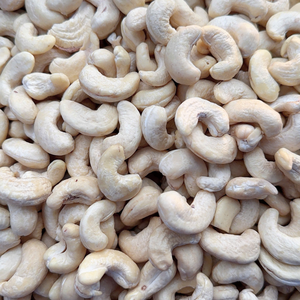Nueces al por Mayor Baratas SANTIGO, Nueces de Anacardo W320, Anacardos W240 al Vacío - Product Image 1