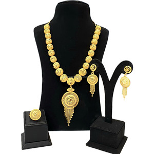 Elegante Elección de lujo 24KT Dubai chapado en oro nuevo 4GRM Diamond-tachonado Collier Gold Filled Nouveau Elegante mujeres regalo perfecto - Product Image 1