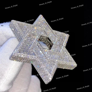 Colgante Estrella de David con Incrustaciones de Diamantes Moissanite, Elaborado en Plata 925, Colgante Religioso de Lujo Estilo Hip Hop, Regalo para Hombre - Product Image 2