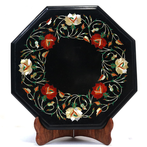 Assiette décorative octogonale en marbre noir avec incrustations, art floral Pietra Dura, décoration de table et murale faite à la main - Product Image 1
