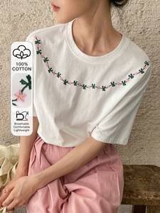 Chemise pour femme à fleurs brodées personnalisées, coupe ample, manches courtes, col rond, t-shirt décontracté en coton uni pour le printemps et l'été - Product Image 5