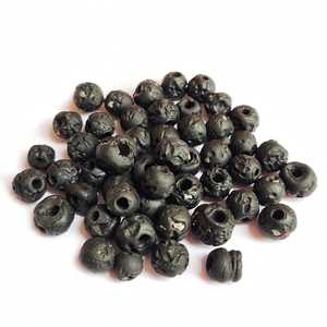 Perles de verre artisanales en gros, base noire, effet éclaboussures, points blancs multicolores, forme ovale, perles africaines pour bijoux - Product Image 4