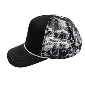 Casquette Trucker en Maille de Qualité Supérieure à Prix de Gros – Design Personnalisé, Casquettes Trucker Élégantes avec Logo Personnalisé - Product Image 2
