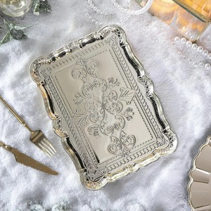 ถาดสี่เหลี่ยมสีเงิน ลายนูนรูปดอกไม้ ดีไซน์หรูหรา สำหรับตกแต่งภายในบ้าน ทนทาน เหมาะสำหรับงานแต่งงาน สำหรับผู้ใหญ่ - Product Image 4