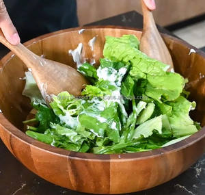 Bol à salade en bois de qualité supérieure au meilleur prix avec cuillères en bois de style campagnard pour les quantité minimale de commande négociables de fête - Product Image 2